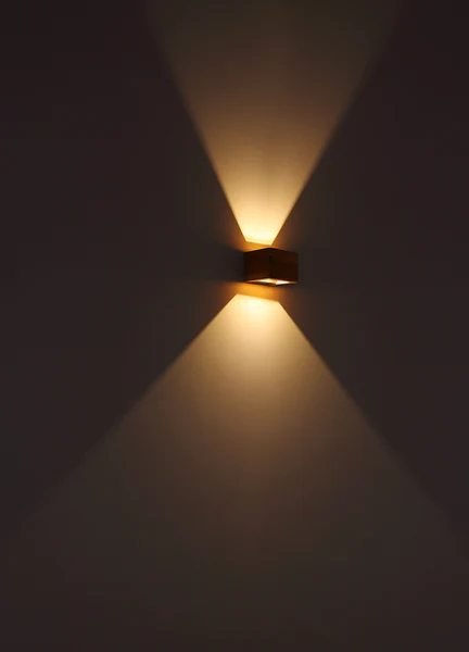 Wandleuchte Alina - Tanne Massiv / Eisen - Braun - 1-flammig - Image 2